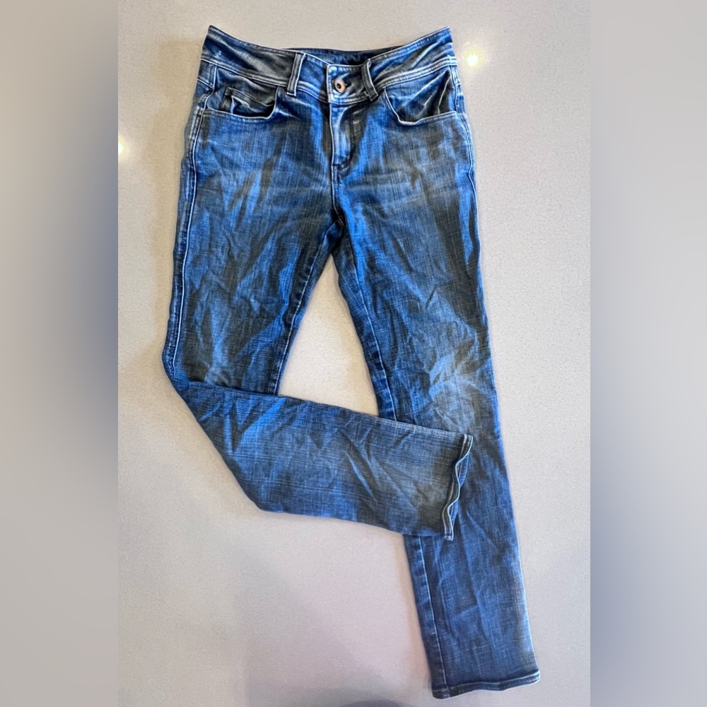 Women's Classic Straight Leg Blue Jeans Sz 6 Bare Back no pockets on back